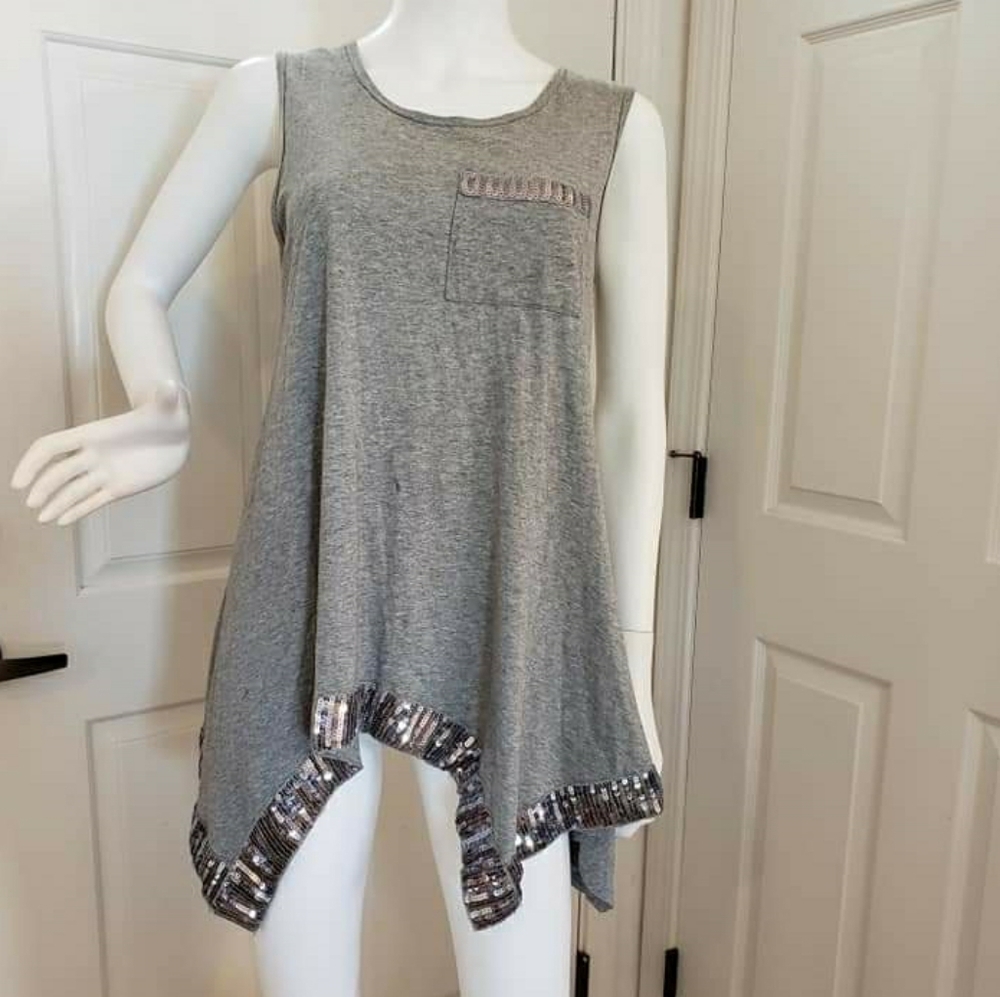 Romeo & Juliet Couture size Large